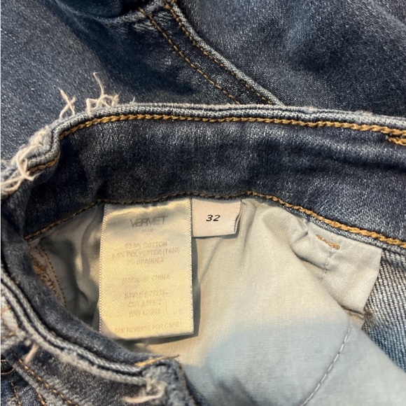 Vervet High Rise Seamless Waistband Distressed Flare in 32 - Picture 3 of 5